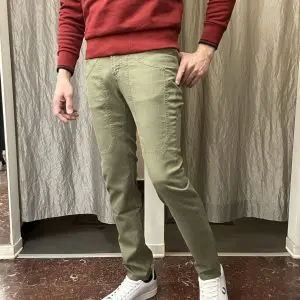 Pantaloni jeckerson
