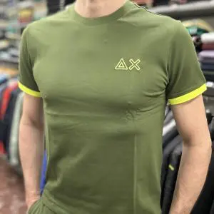 T-shirt sun68