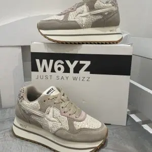 Scarpe wizz