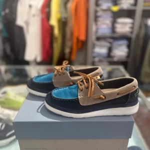 Allacciata uomo yacht moma